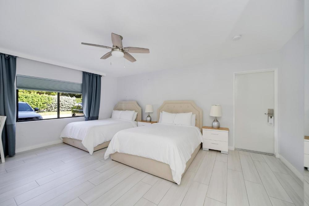 Deluxe Double Room interior